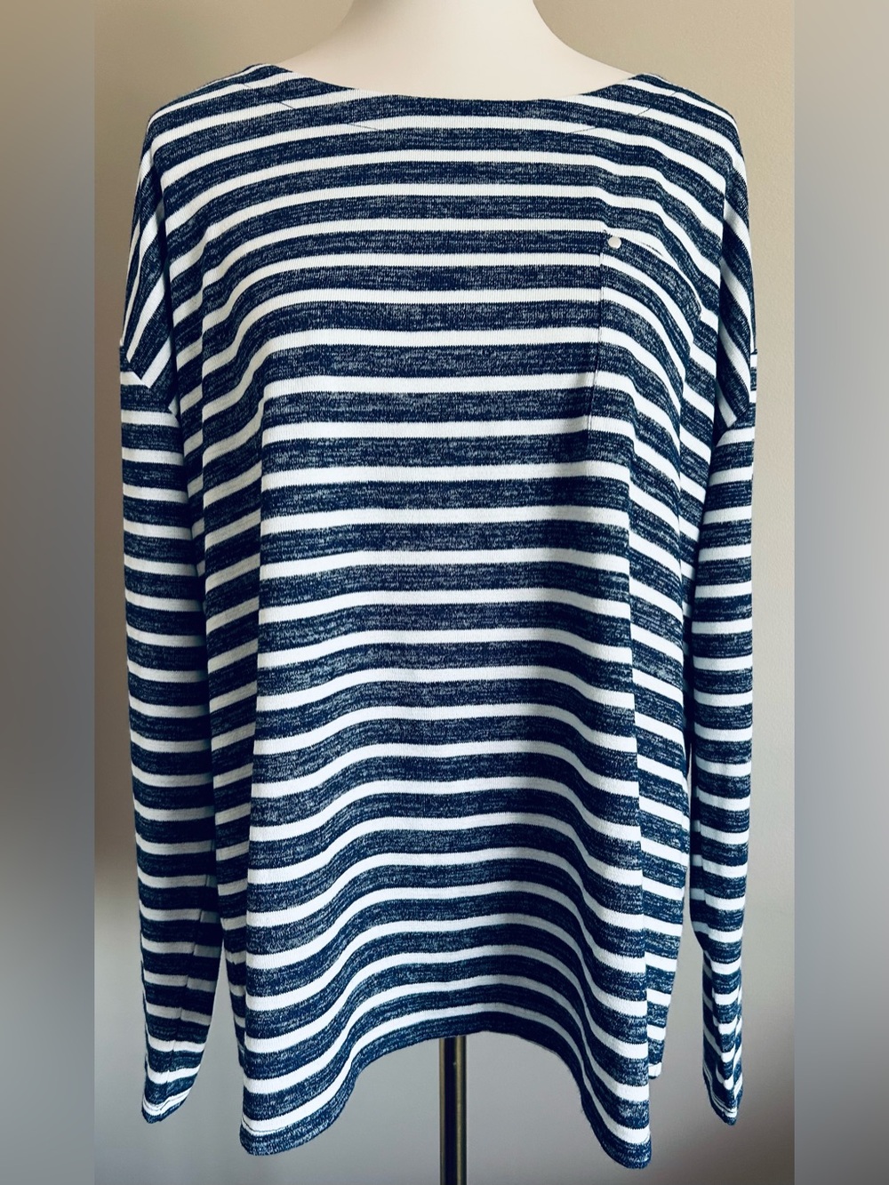 NWT- Laura Long-Sleeved Tee in Navy/White Stripe - Picture 2 of 9